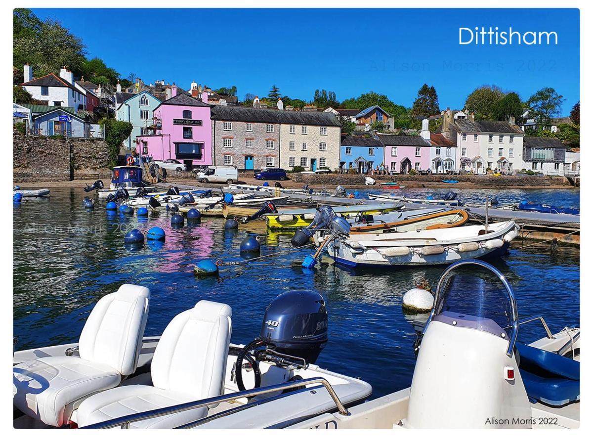 Dart Haven - Cheerful Holiday Bungalow In Galmpton Bagian luar foto